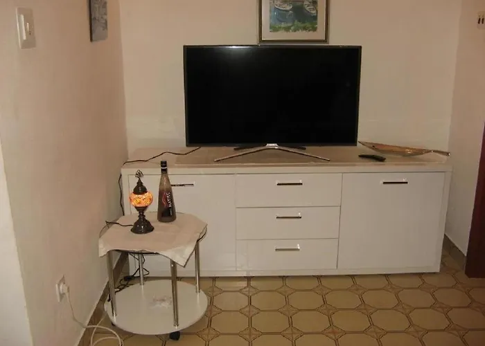 Appartement 5135-1 For 4 Pers In Pisak