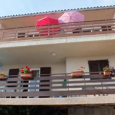 5135-1 For 4 Pers In Apartment *